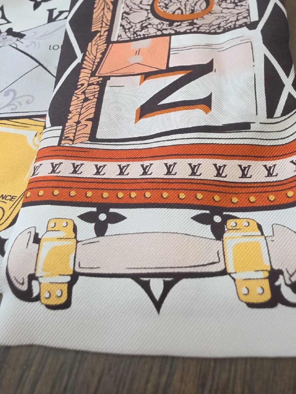 Louis Vuitton Silk Twilly in Black, White & Orange - Picture 2 of 5